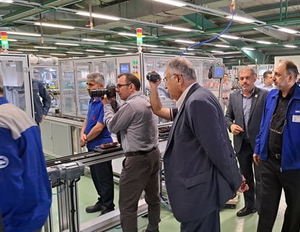 A high-ranking delegation of the automobile industry visited Ittehad Motor